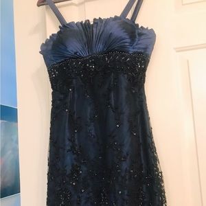 Authentic Tony Bowls Navy sequined Evening Dress Size 4